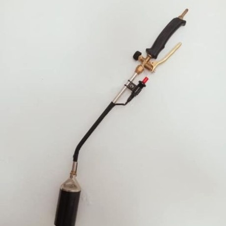 chalumeau avec bouton d'allumage