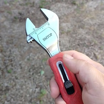 clé a molette rapide