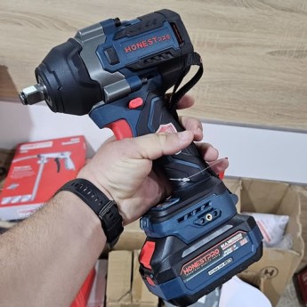 boutonneuse HONESTPRO 1100NM