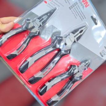 jeu de 03pcs pinces CROWN