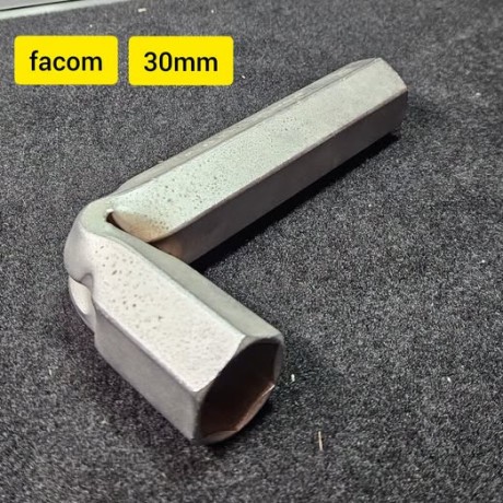cle a pipe Facom 30mm
